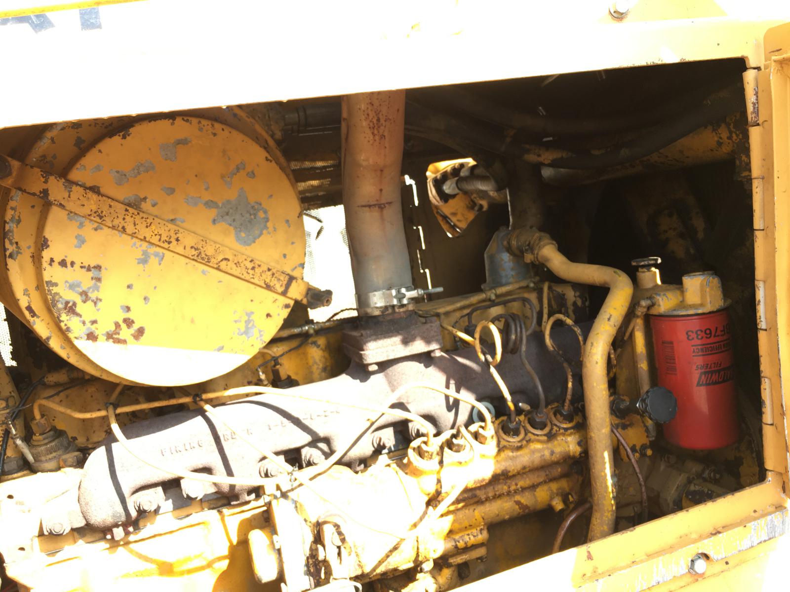 ./imagenes/INVOICE/2019/14427/BULLDOZER CAT_D6C (38).JPG